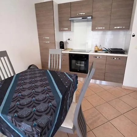 Marine Les Pins - T2, 4p, Terrasse, Pk, Plages Antibes